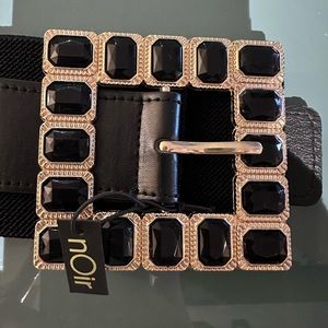 New nOir belt